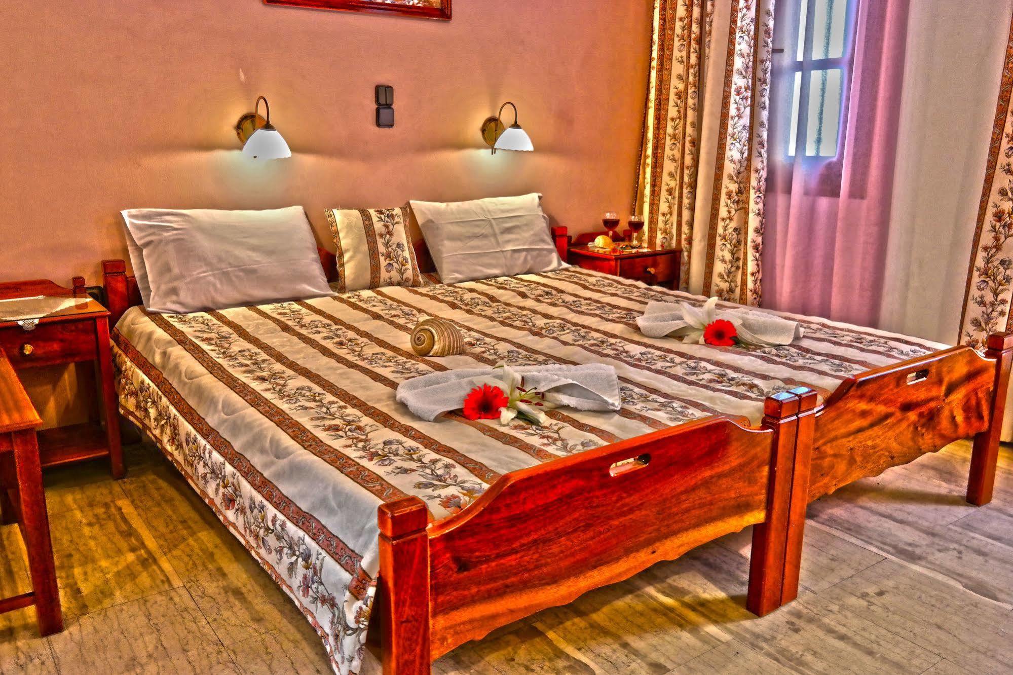 Golden Beach Studios Down Town Naxos City Екстериор снимка